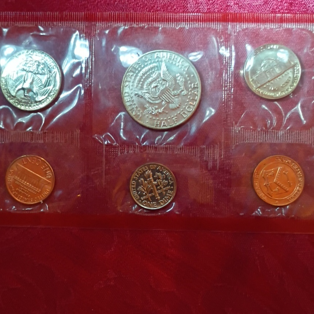 1990 Uncirculated DENVER MINT SET - Picture 3 of 4